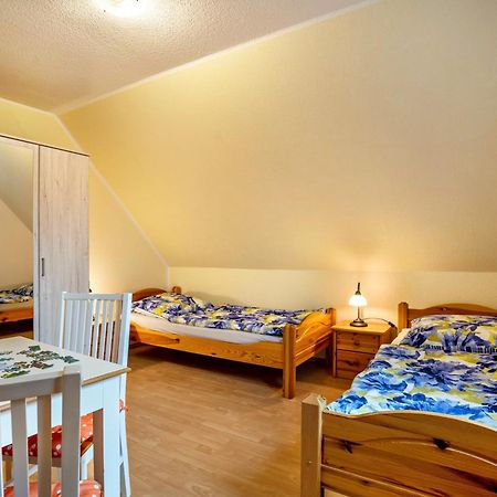 Ferienwohnung 'Am Weidenring' Pantelitz Exteriör bild
